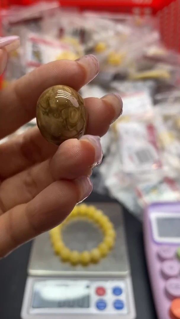 琥珀未镶嵌珠宝奇石1549
