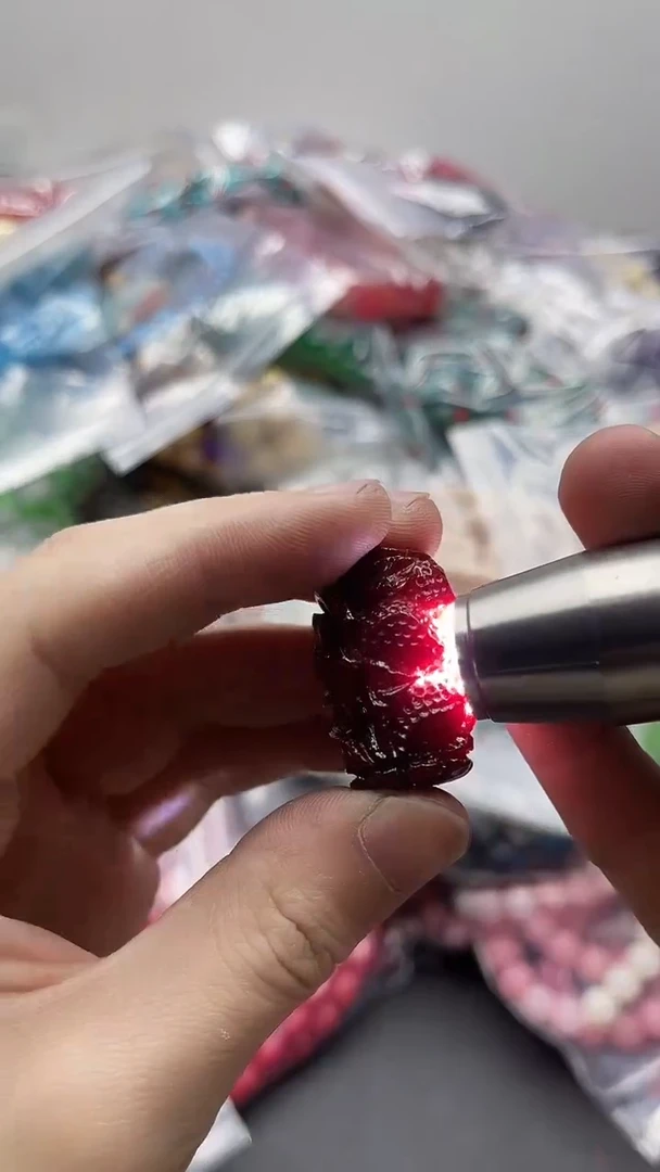 【闪购商品】硅化珊瑚吊坠未镶嵌35