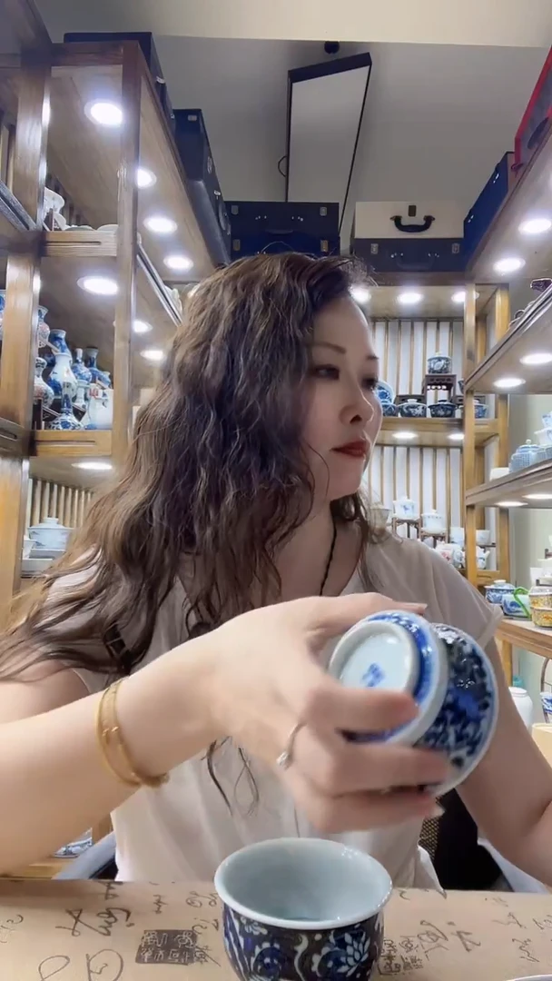 直播间福利莲花杯手绘