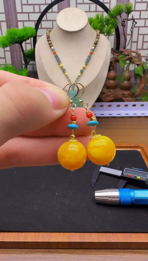 蜜蜡14K金镶嵌耳饰E208