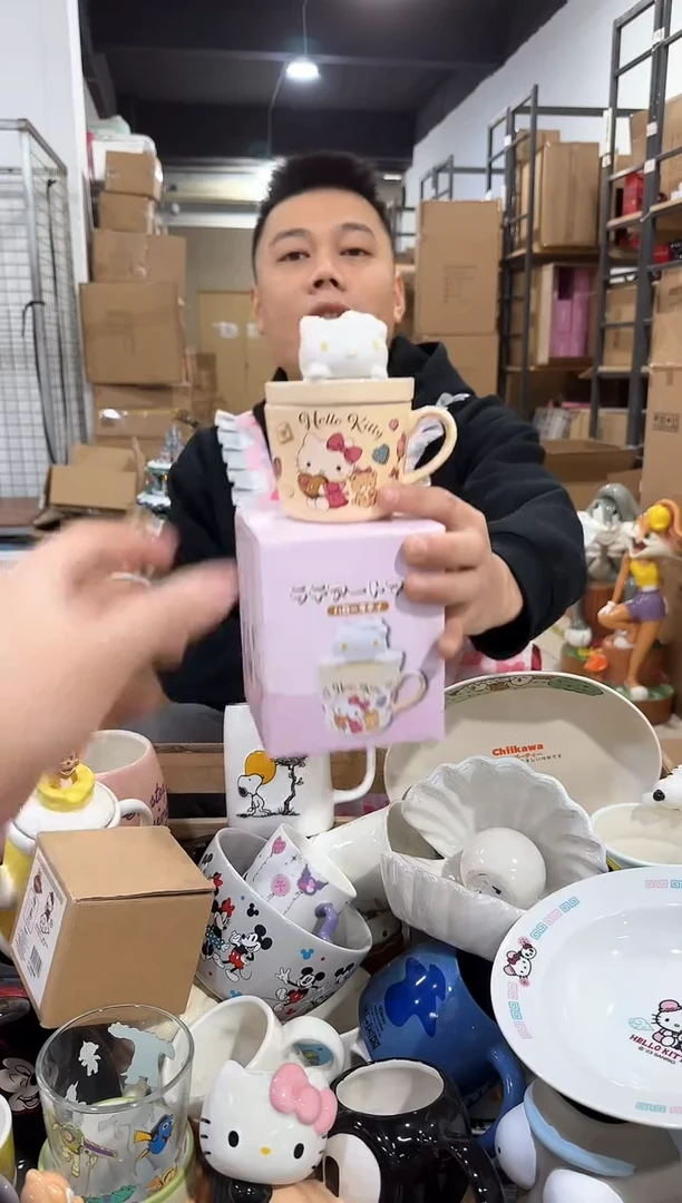 瓷片原盒kt猫甜品带盖杯