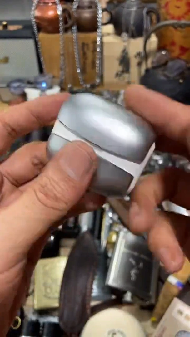 瓷片闪购商品  如图所示