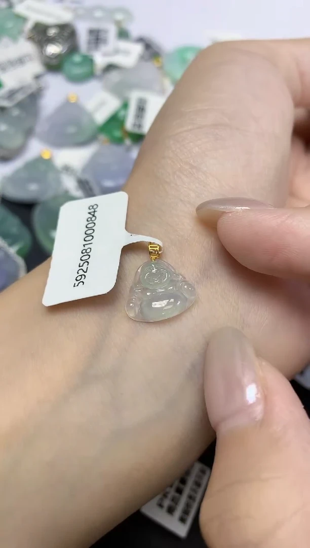 颈饰18K金镶嵌翡翠天然缅甸翡翠A货百元以上9元证书费自理