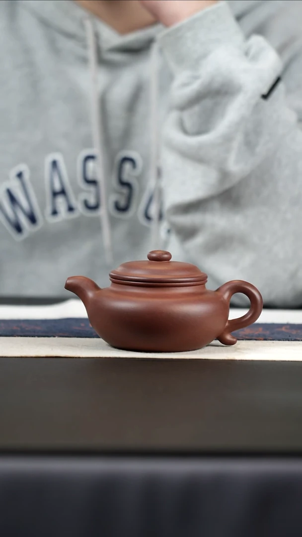 茶壶紫砂四底紫泥仿古，210cc
