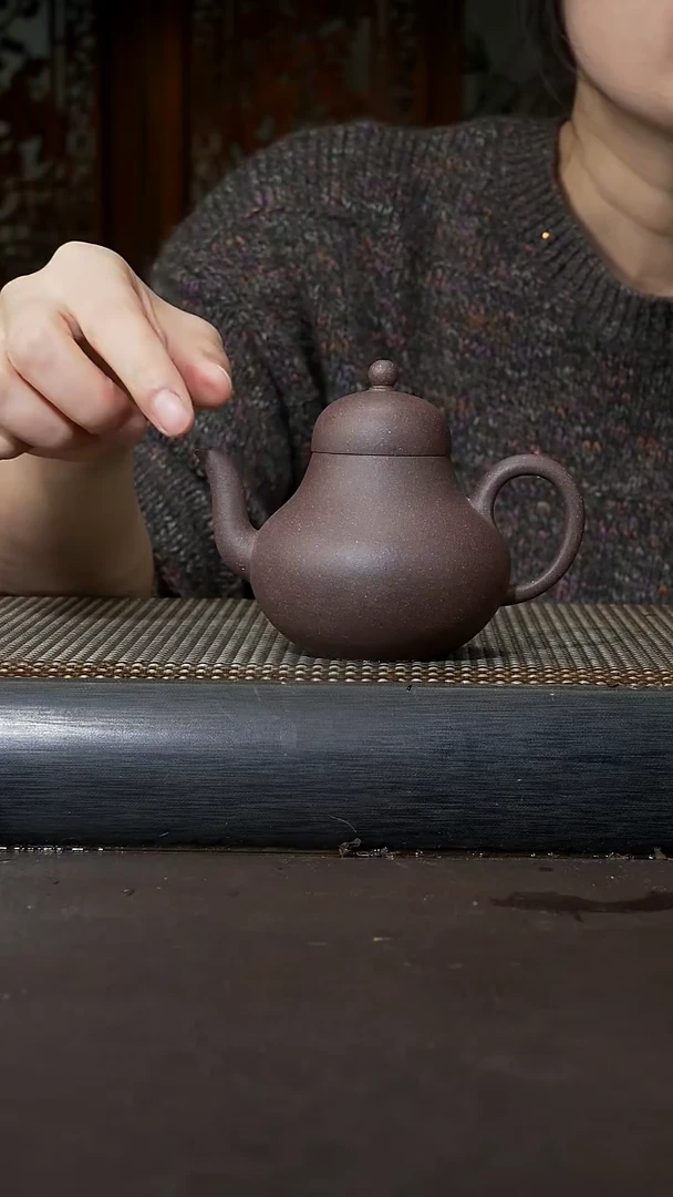 【闪购商品】紫砂茶壶紫泥调砂 思婷壶 170cc 037