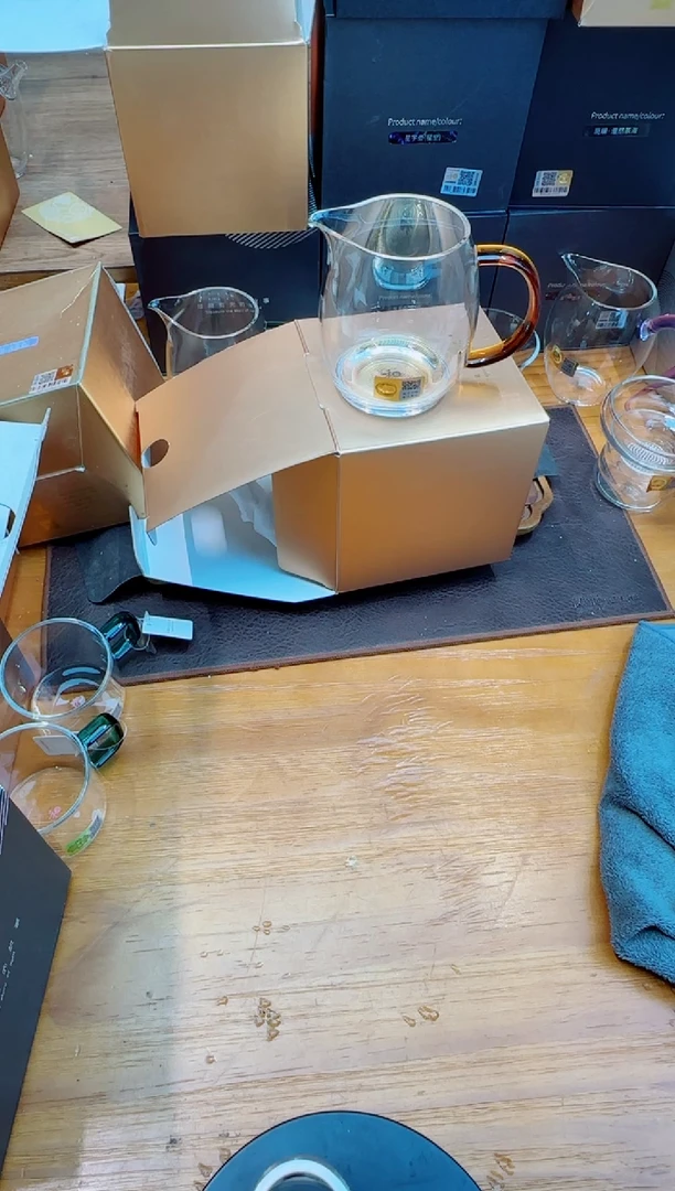 亦*禾器金标澄然茶海琥珀