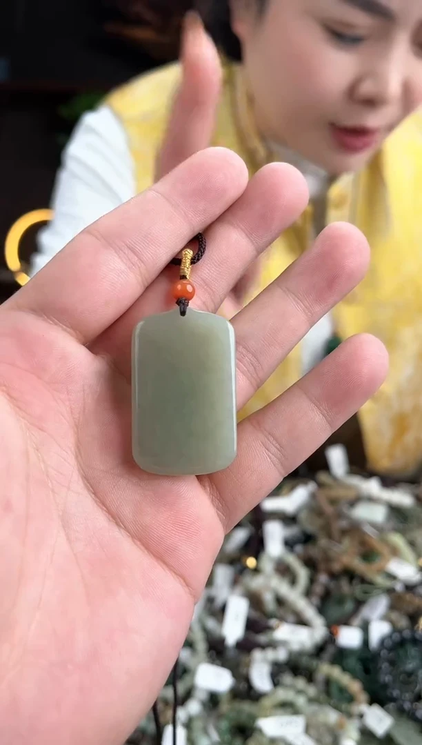 【闪购商品】和田玉颈饰未镶嵌多样性发货，一物一拍