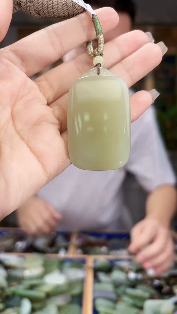 和田玉未镶嵌挂件拍一发一多样性发货