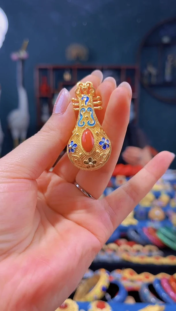 非遗绝技 花丝吊坠