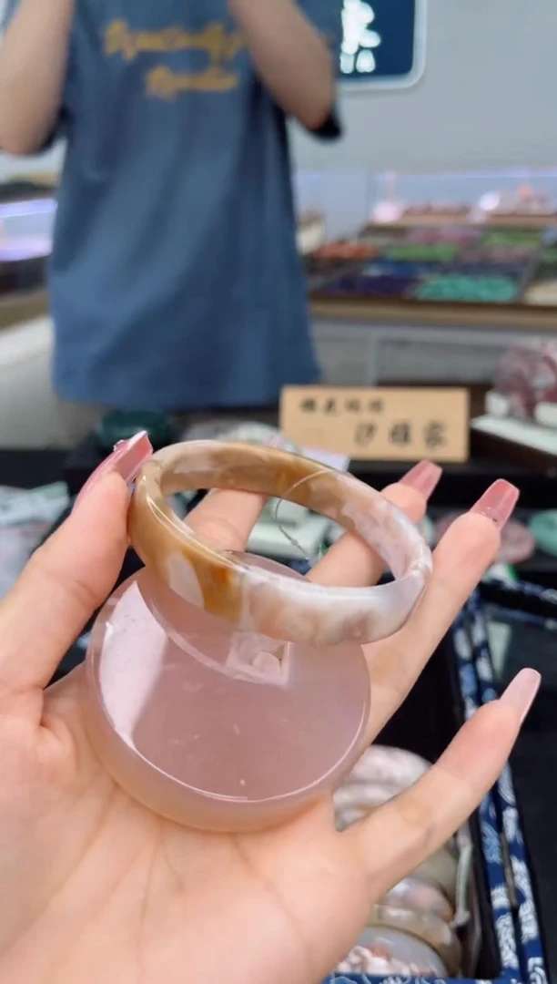 石英质玉手镯未镶嵌851888055