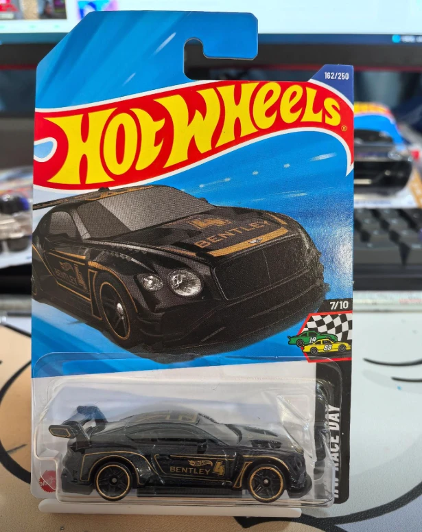 1:64宾利欧陆 GT3合金汽车模型精致摆件