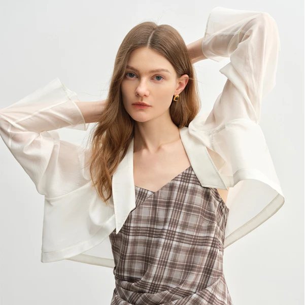 大码女装优雅气质设计感天丝衬衫罩衫莱赛尔小衫25DS82654