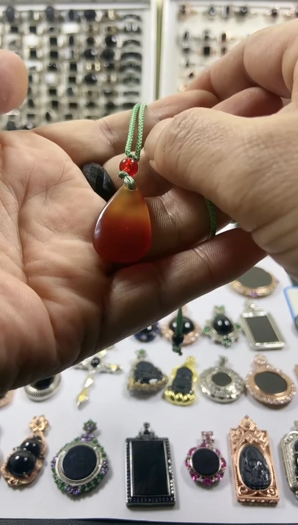 未镶嵌吊坠(不含链)玛瑙/玉髓1