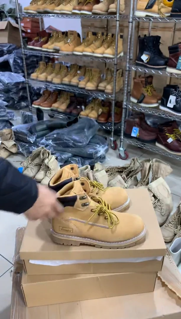 牛皮42.5码，84703 ，运动鞋码，工装靴，默认微瑕