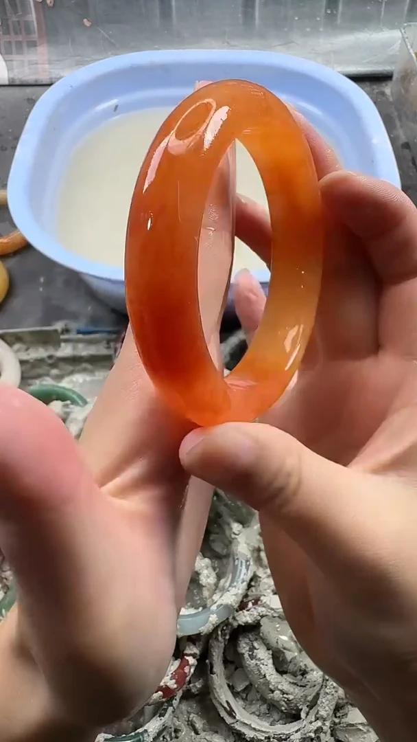 未镶嵌手镯石英质玉37