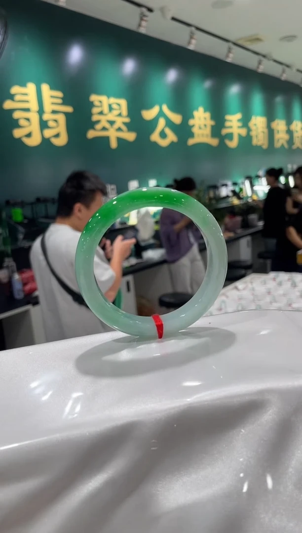 未镶嵌手镯定制翡翠意向金/翡翠源头市场代购定金