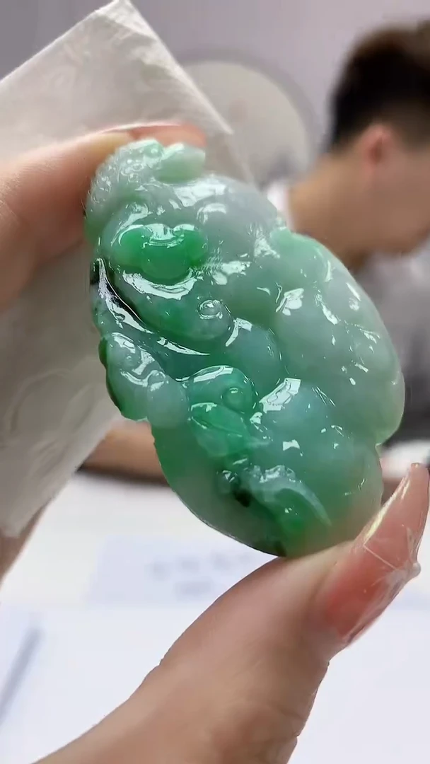 【闪购商品】定制翡翠未镶嵌4868DD-毛货挂件41