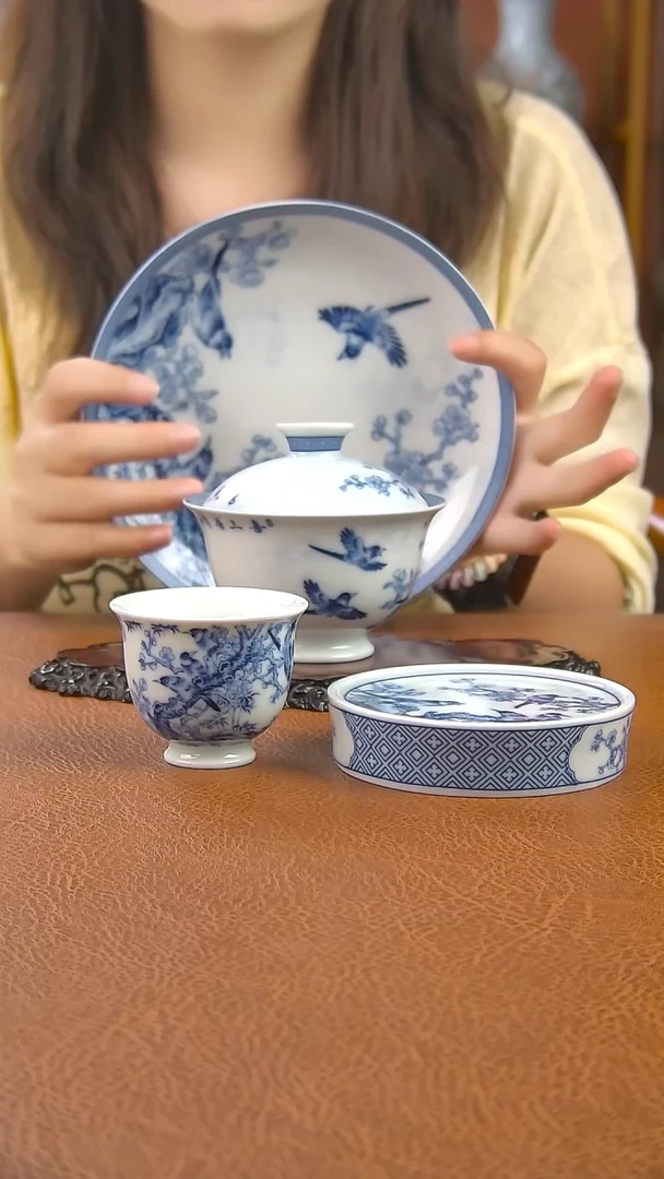 景德镇手工青花喜上眉梢盖碗套组