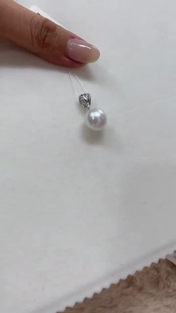 18K金镶嵌吊坠（不含链）海水珍珠W290|7800