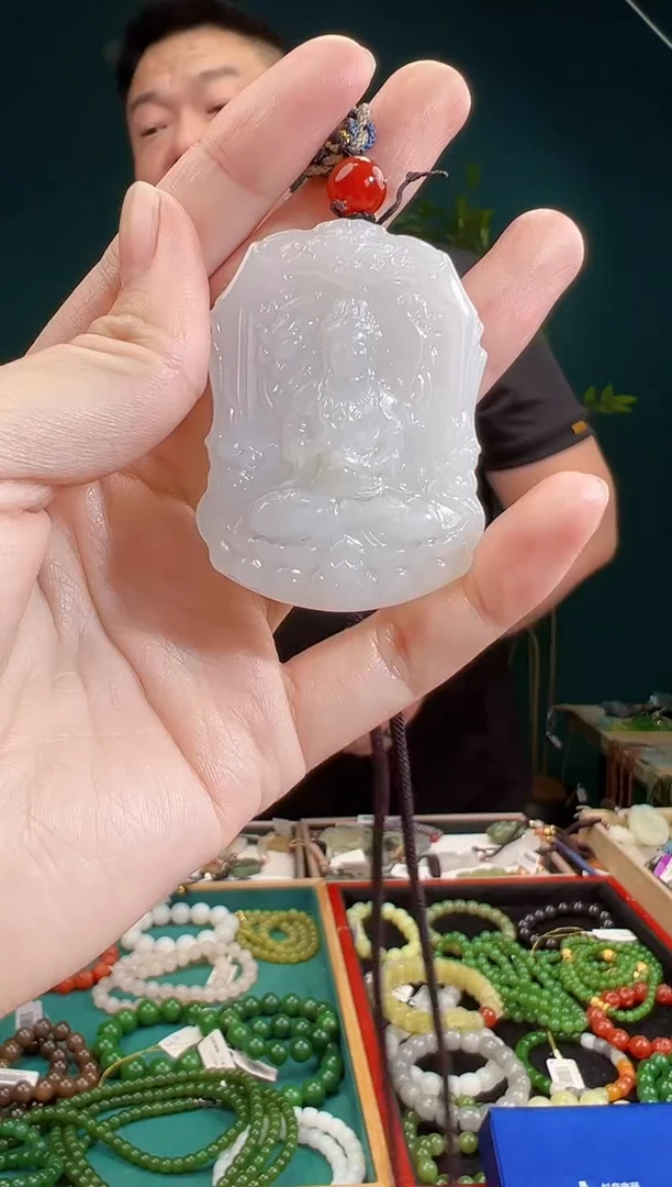 颈饰未镶嵌和田玉一物一证 拍一单发一个