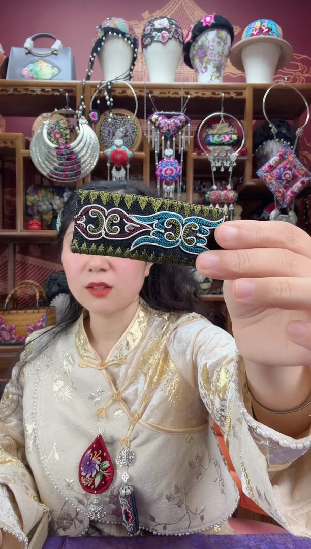 刺绣发夹9 甜甜家