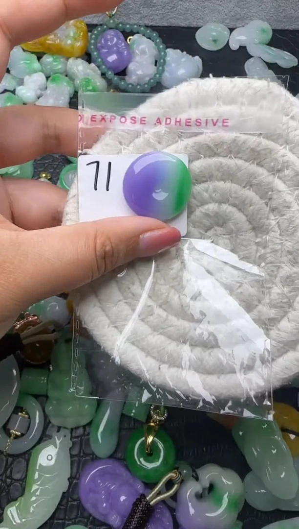 颈饰未镶嵌翡翠缅甸翡翠吊坠