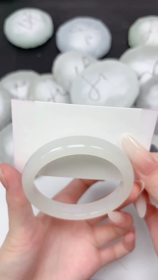 未镶嵌手镯石英质玉57-58