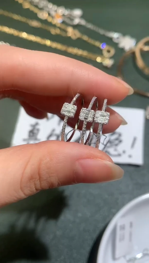 18K金镶嵌戒指钻石多样性发其一D243|980