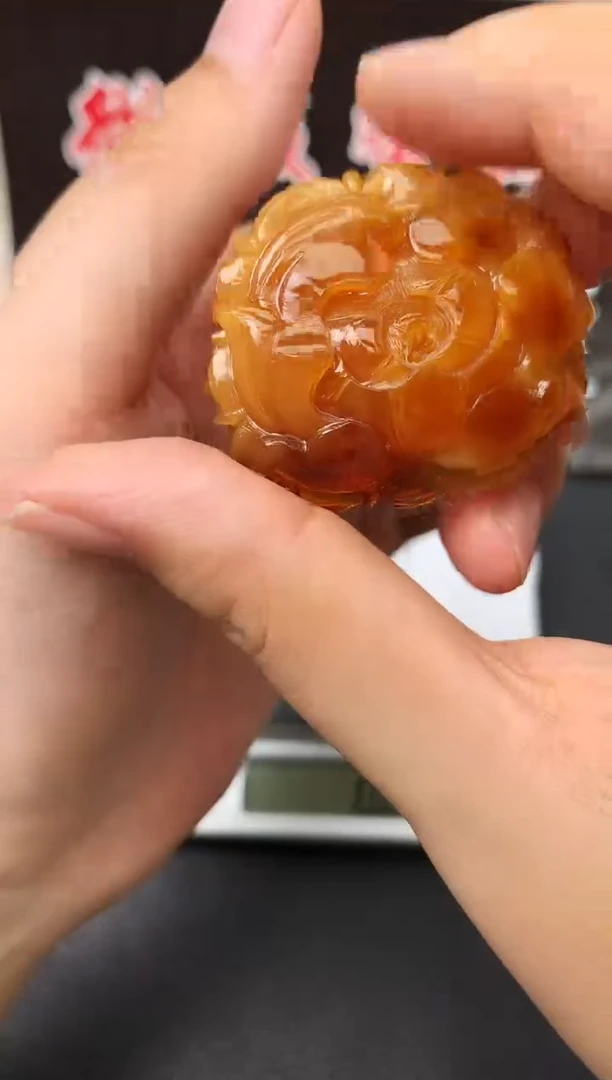 蜜蜡未镶嵌珠宝奇石31