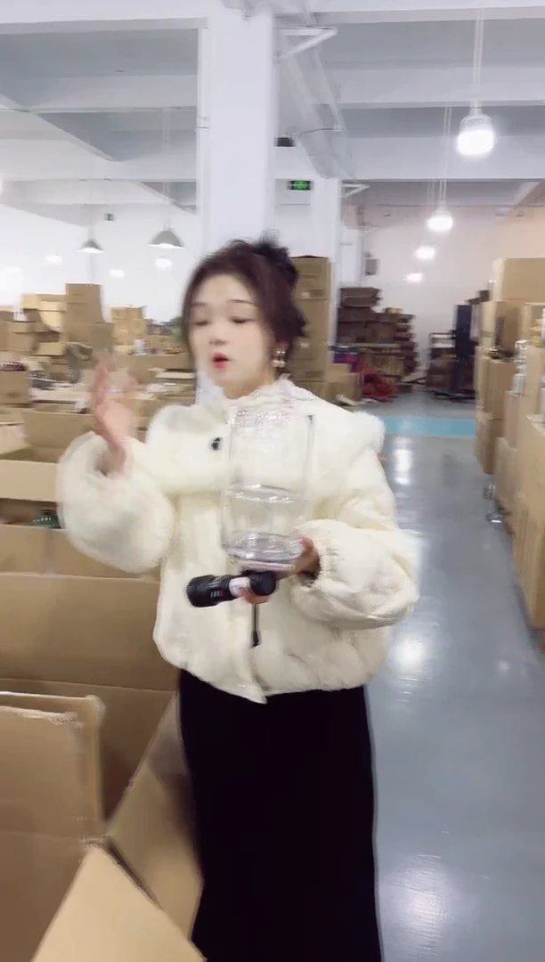 【闪购商品】玻璃私花花瓶微瑕-2C4F