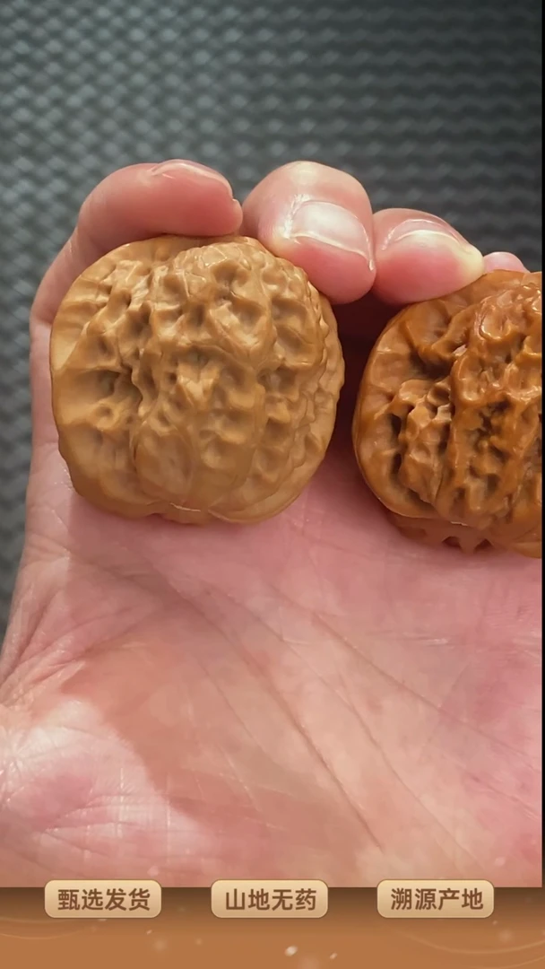 文玩核桃吊坠37尺全品无修沉水虎头