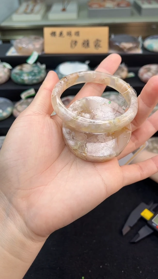 未镶嵌手镯石英质玉57圈口（赠品镯心）36806170