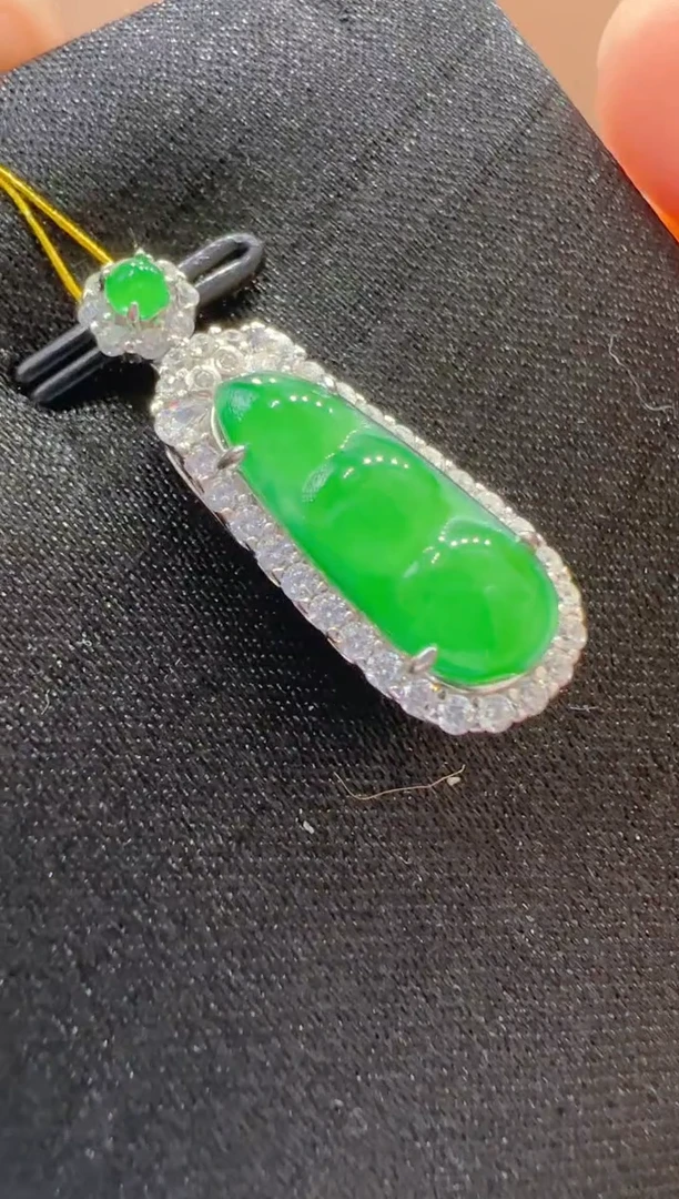 【闪购商品】翡翠吊坠(不含链)银S925镶嵌