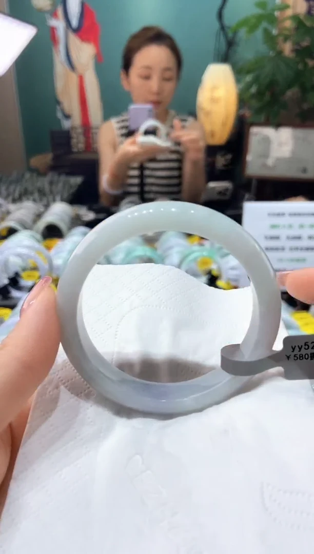 翡翠手镯未镶嵌54.5圈口t