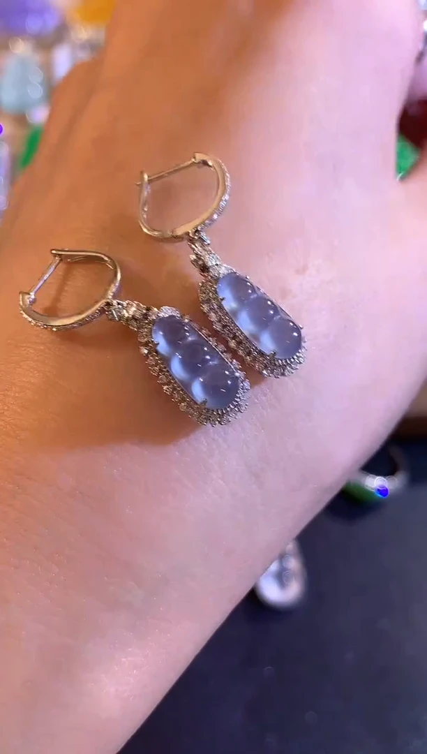 18K金镶嵌翡翠耳饰a70 紫货有色差