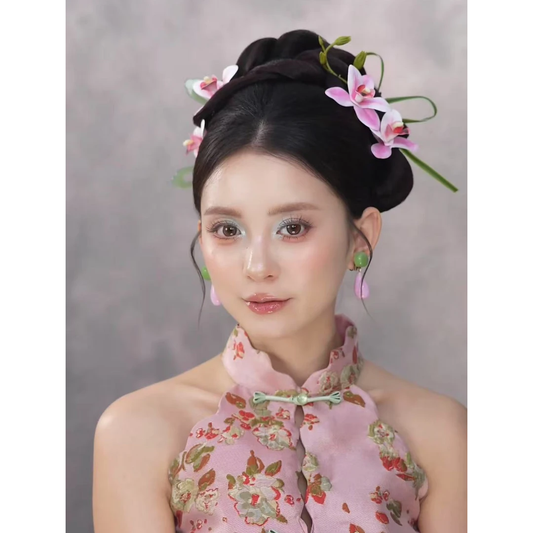 合金婚庆饰品 新款中式晨袍百搭仿真花粉色减龄新娘饰品