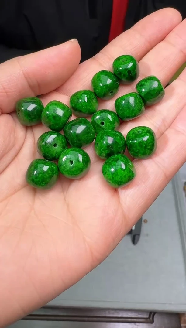 【闪购商品】吊坠12+多样性发一件348