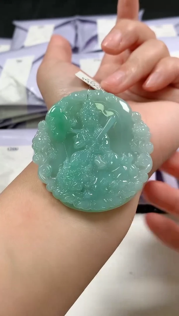 颈饰未镶嵌翡翠63 文殊 兔