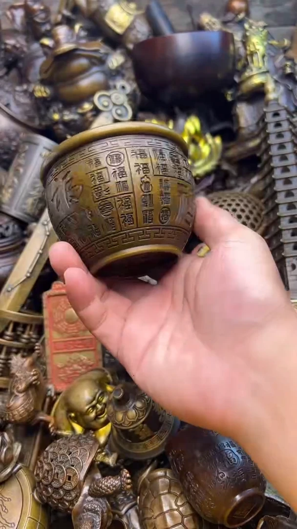 精美铜器，点击下单