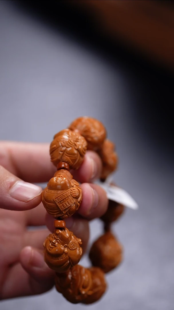 【闪购商品】橄榄核吊坠更厉害