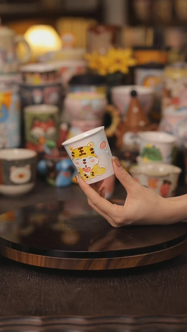 景德镇釉下彩绘设计师款式陶瓷