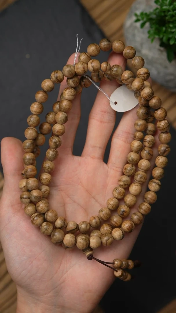 沉香手串L1109-6达拉干风化老料0.9/27.8g