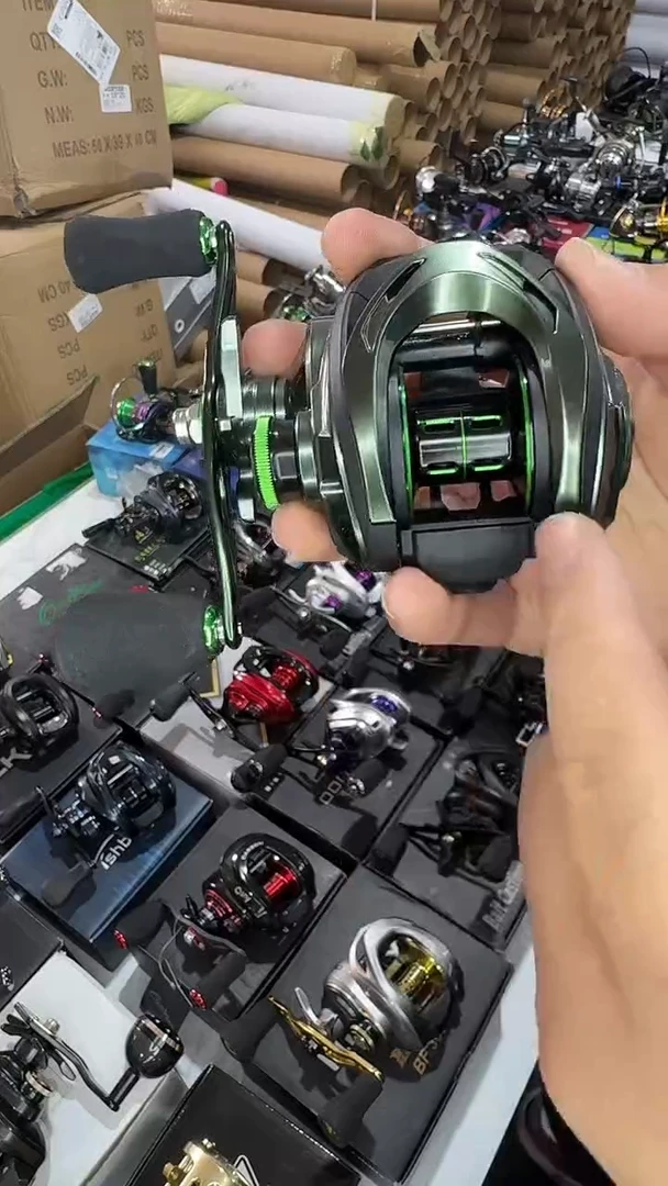 左手水滴竞拍4号