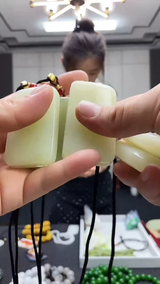 和田玉未镶嵌挂件多样性发货任意一件