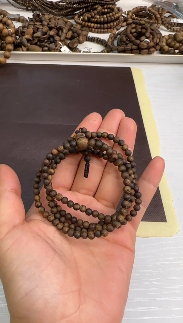 【闪购商品】沉香手串沉水浮绿奇楠金沙叶4mm多圈多样性发1