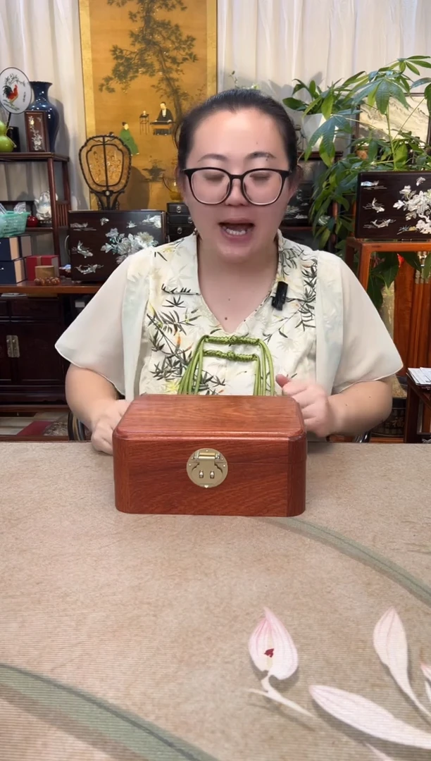 花梨木类成套家具缅花 圆角首饰盒24*16*11