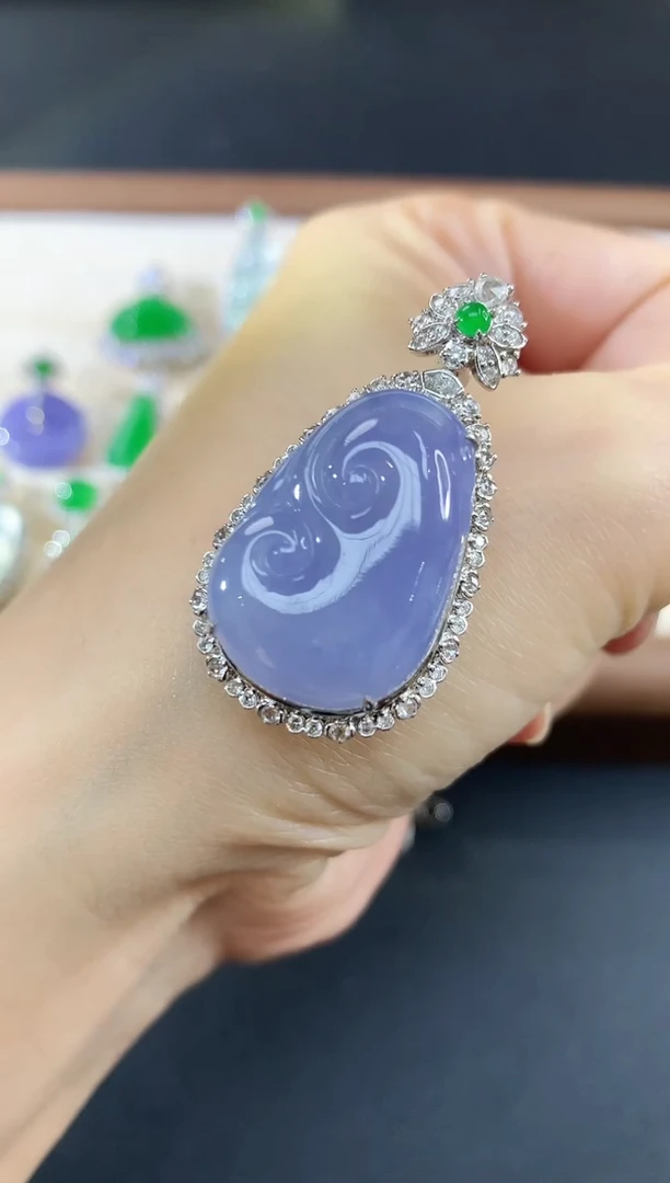 吊坠(不含链)18K金镶嵌翡翠162|26800