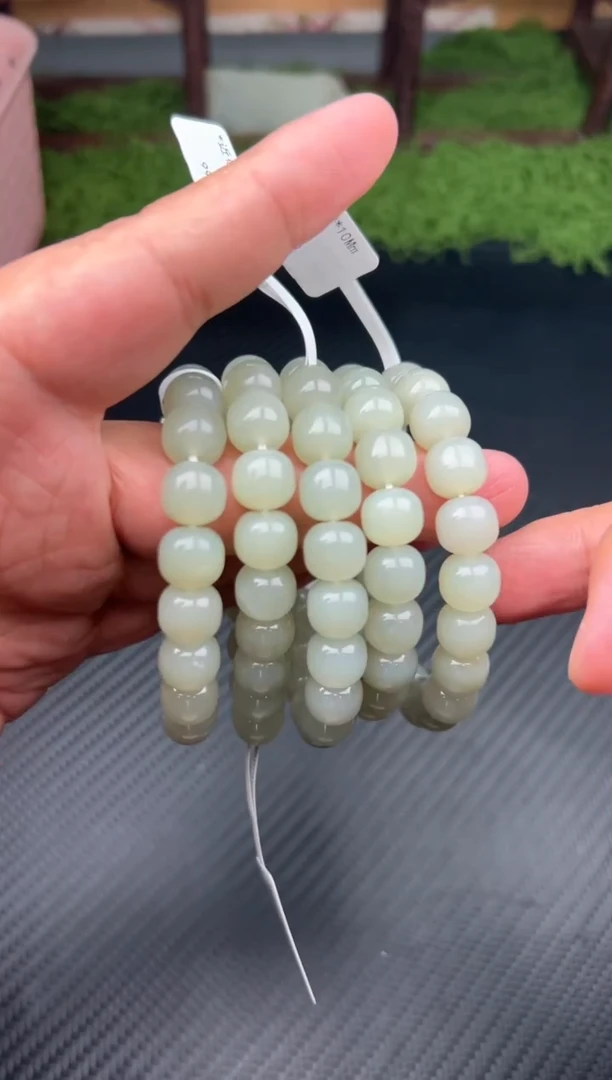 未镶嵌手串和田玉且末微色差近矿卡10多样性发货拍一发一Mm