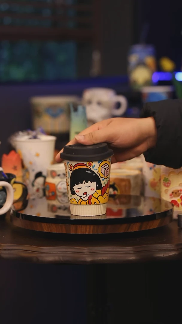 【闪购商品】摆件景德镇釉下彩绘设计师款式陶瓷