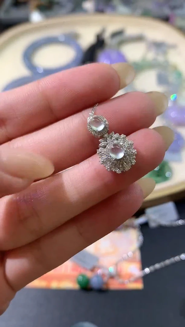 吊坠(不含链)18K金镶嵌翡翠W43|2980